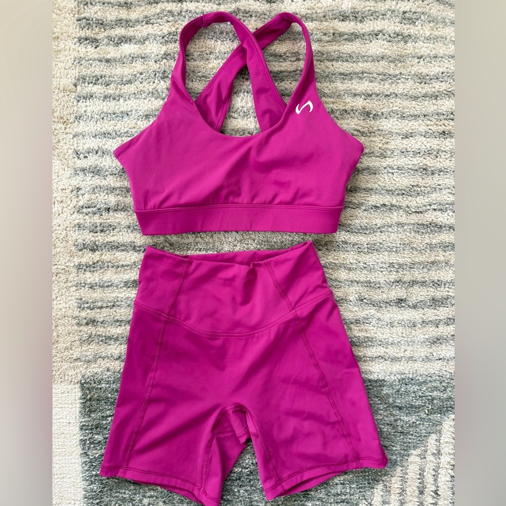 Pink TLF workout set
